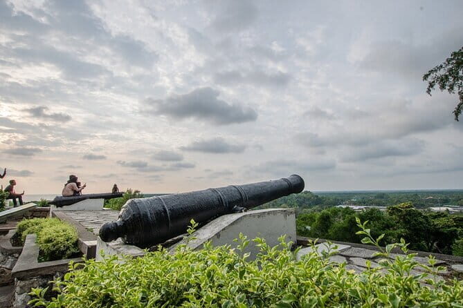 Shared Fireflies Tour with Blue Tears and Seafood Dinner - FAQs