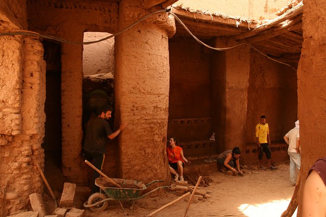 Shared Group Desert Tour From Marrakech 2 Days - Pricing and Inclusions