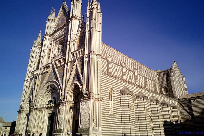 Shared Orvieto and Civita Di Bagnoregio Historical Day Tour From Rome - Tour Details