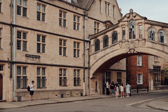 Shared Oxford Uni Walking Tour W/Opt Christ Church Entry - Pricing and Reservation Information