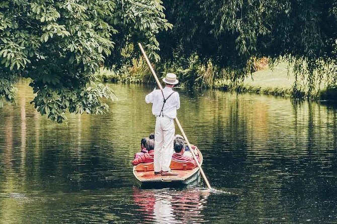 Shared Oxford University Punting Tour - What to Expect on the Punting Tour