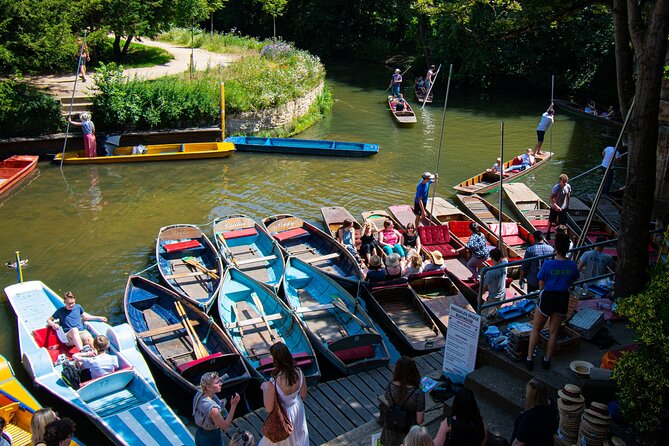 Shared Oxford University Punting Tour - Key Landmarks and Colleges on the Tour