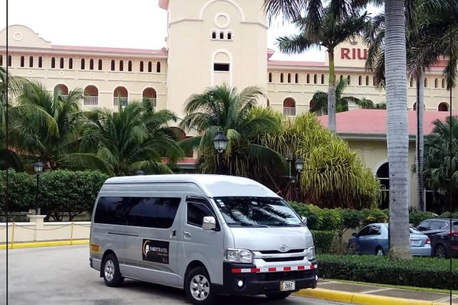 Shared Shuttle From Manuel Antonio to San Jose - Shuttle Inclusions