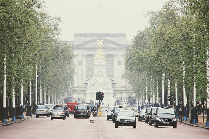 Shared Shuttle London Arrival Transfer - Airport to Hotel / Accommodation - Pricing and Booking Details