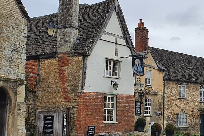 Shared Small Group Winter Tour to Stonehenge and Lacock Village - Inclusions
