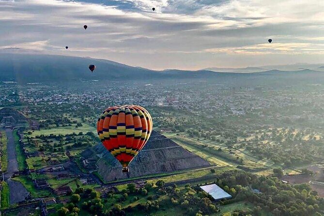 Shared Teotihuacan Balloon Ride with visit to the Basilica - FAQs