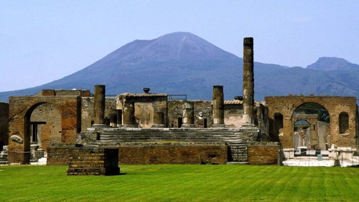 Shared Tour of Pompeii & Positano - Culinary Delights on the Tour