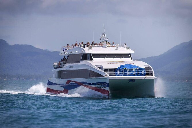 Shared Transfer From Phuket to Koh Tao by Coach and Catamaran - Boarding the Catamaran to Koh Tao