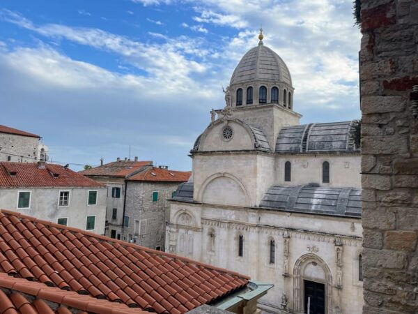 Shared Walking Tour Visit to Sibenik With Licensed Guide - Booking Information