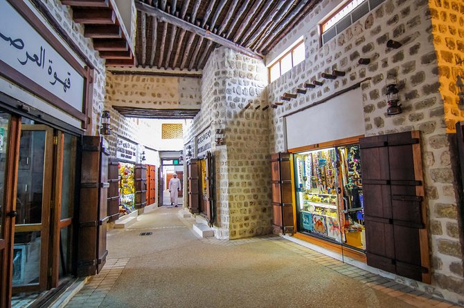 Sharjah City Sightseeing Tour - The Pearl of the Gulf - The Sum Up