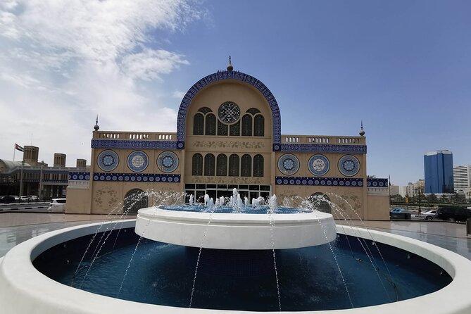 Sharjah Half-Day Tour With Traditional Lunch From Dubai - Traditional Lunch Experience