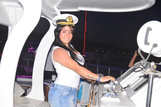 Sharm El Sheikh by Night Dinner on Yacht With Belly Dancer Show - General Guidelines