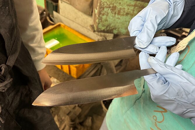 Sharpening Your Knife at a Sharpeners Factory in Osaka - Cancellation Policy and Price