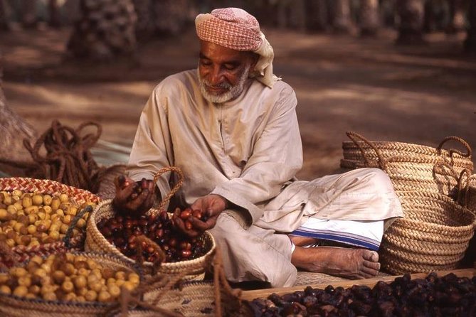 Sheikh Zayed Grand Mosque Abu Dhabi City Tour Private SUV - Pickup and Start Time