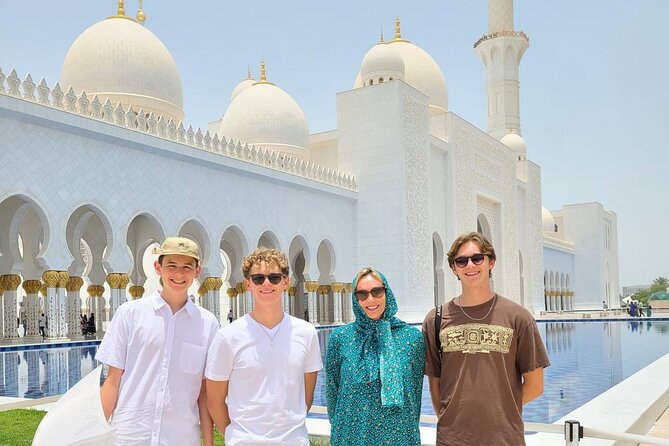 Sheikh Zayed Grand Mosque-Experience the Beauty of a Masterpiece - Good To Know