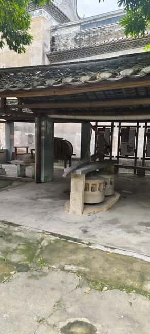 Shenzhen: Ancient Temple & 200-year-old Hakka Residence Tour - Overall Experience and Value