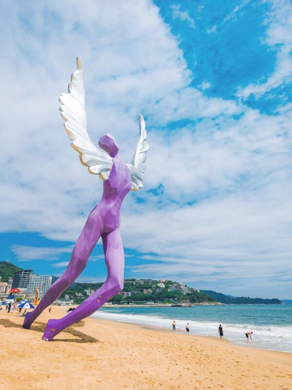 Shenzhen Coastal Boardwalk and Window of the World One-Day Tour - A sea tour between Shenzhen and Hong Kong