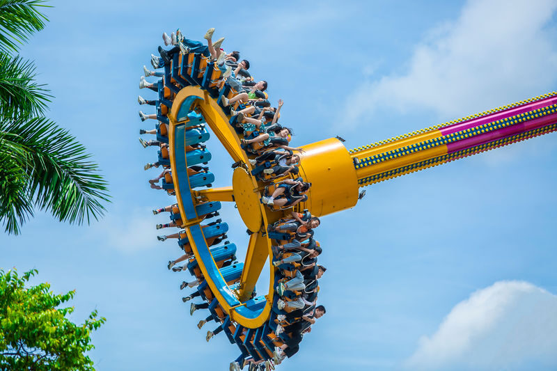 Shenzhen Happy Valley - Shows, scenery, and a slower stretch between rides