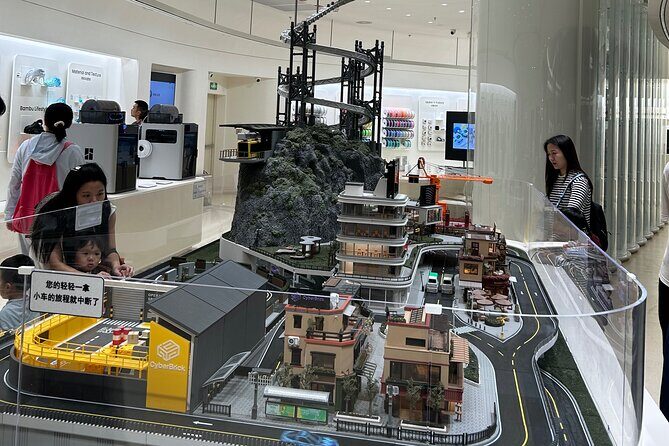 Shenzhen TechTour SelfDriving with 3D Printing and Drone Delivery - A Detailed Look at the Tour Experience