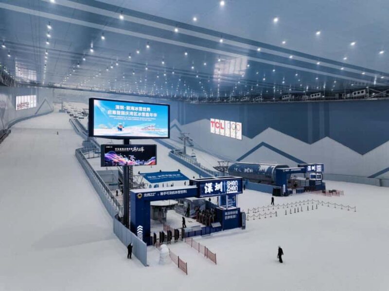 ShenzhenIndoor Ski Resort Beginner Slope - What Makes Shenzhen Indoor Ski Resort Stand Out?