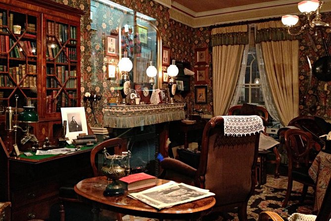 Sherlock Holmes Museum & See Londons Top Sights Walking Tour - Common Questions