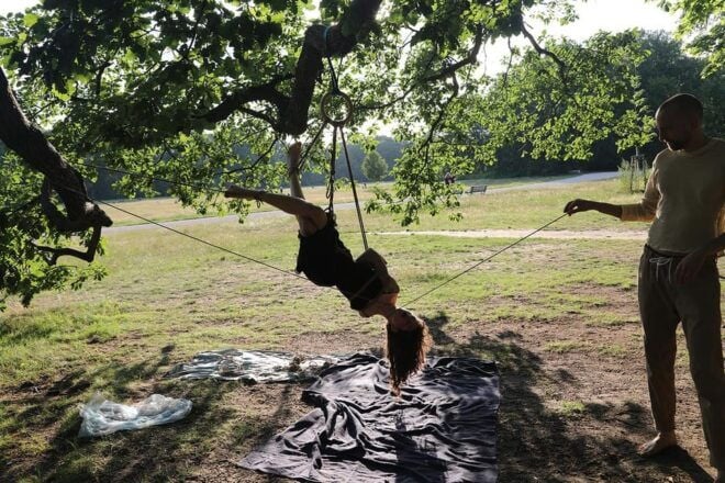 Shibari on the Beach! - Instructor Expertise