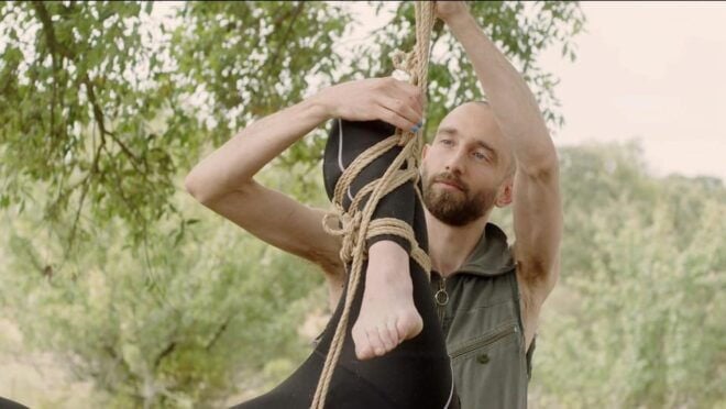 Shibari on the Beach! - Sensual Connections