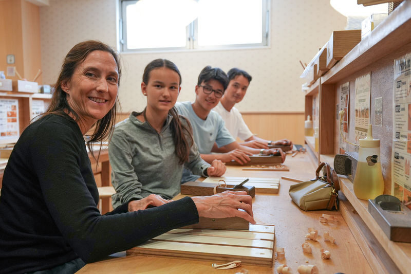 Shinjuku Chopstick Making Workshop (Tokyo) - Fit the session into a Shinjuku day