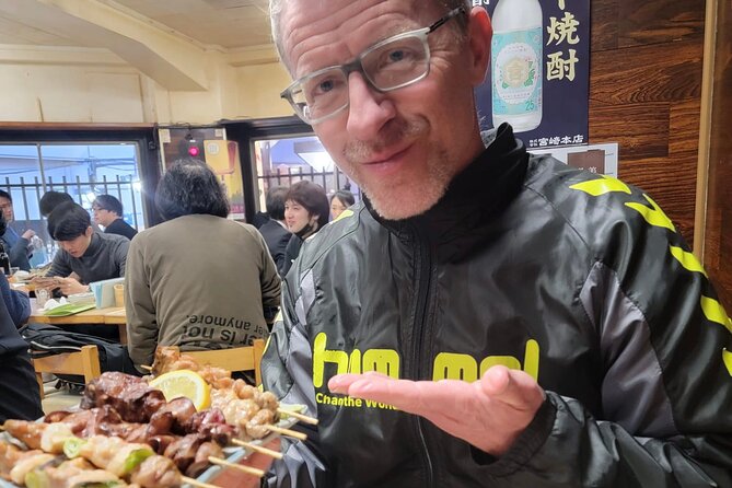 Shinjuku Kabukicho and Golden Gai Walk & Eat Tour - Tour Inclusions