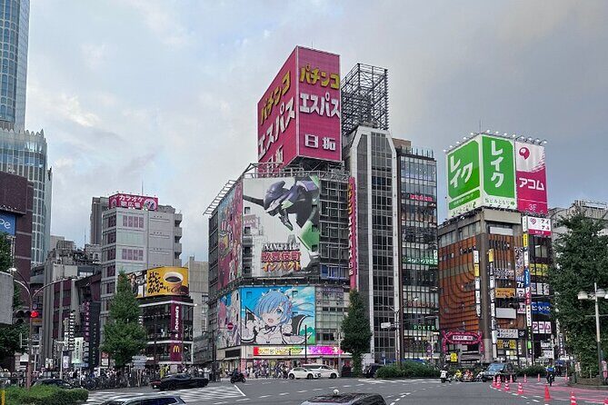 Shinjuku Retro 90s Izakaya and Modern Bar Tour - Good To Know