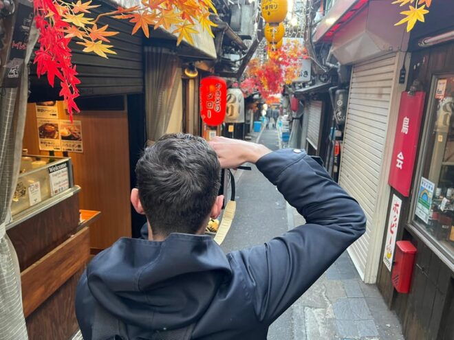 Shinjuku: Walking Tour of Omoide Yokocho, Kabukicho, and … - Booking and Payment