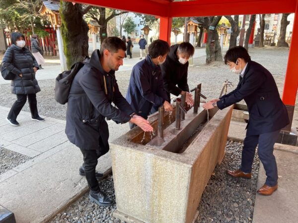 Shinjuku: Walking Tour of Omoide Yokocho, Kabukicho, and … - Frequently Asked Questions