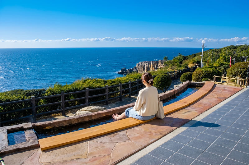 Shirahama Beach & ToreTore Market Full-Day Small Group Tour - Sandanbeki and Engetsu Island: two different kinds of stop