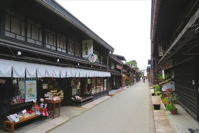 Shirakawa-go, Hida Takayama Day and Old Town Tour from Nagoya - Practical Considerations