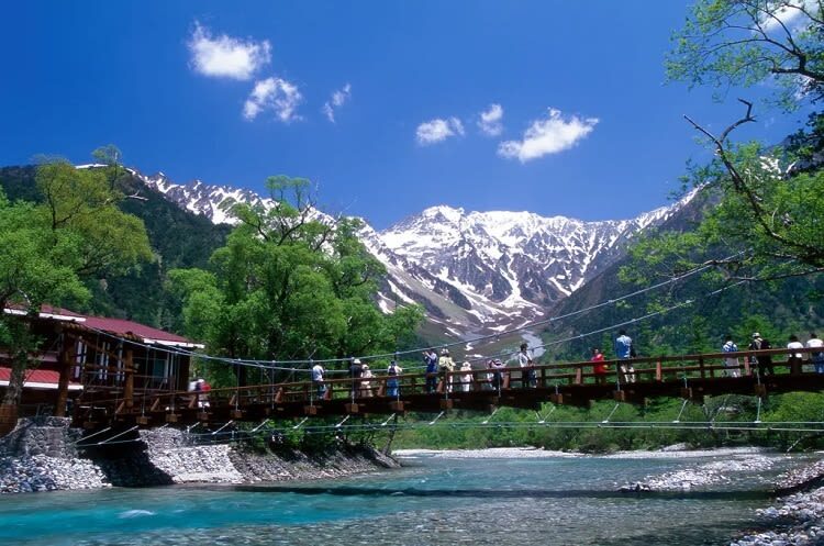 Shirakawa-go & Tateyama Alpine Route 3-Day Bus Tour - Should you book it?