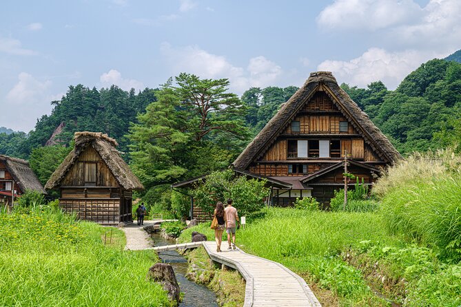 Shirakawago Day Trip: Government Licensed Guide & Vehicle From Kanazawa - Cancellation Policy