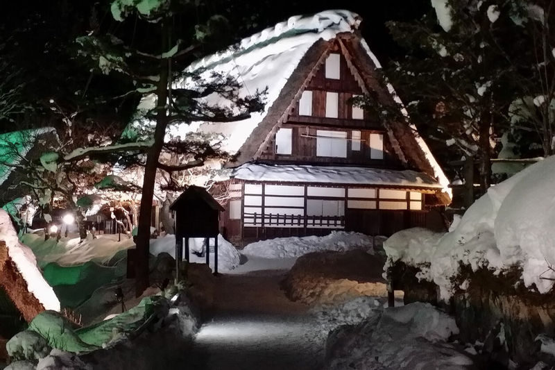 Shirakawago & Hida Winter Illumination 2-Day Bus Tour (from Osaka) - Miyagawa Morning Market and Takayama’s old streets