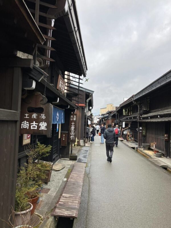 Shirakawago&HidaTakayama&Tateyama 2 Days Trip from Osaka/Nagoya - Is $289.25 good value?