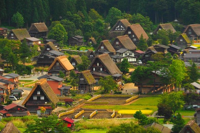 Shirakawago Tour: English Speaking Driver Only(Kanazawa DEP.) - Common Questions