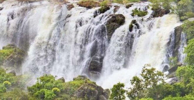 Shivanasamudra Waterfalls & Ancient Somnathpur Tour - Witness the Magnificent Waterfalls
