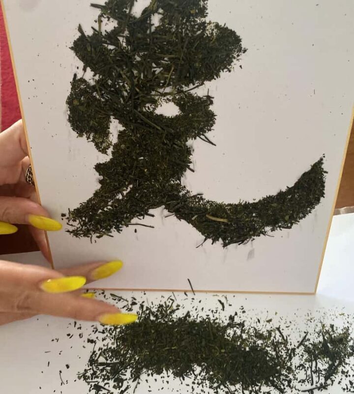 Shod Meets Tea: Japanese Calligraphy Ritual with Tea Leaves - Good To Know
