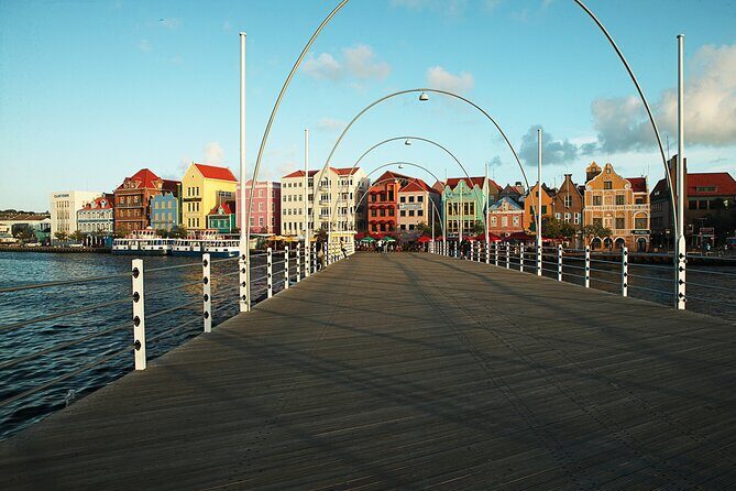 Shop and Beach Guided Tour in Curacao City - Exploring Curacao with the Shop and Beach Guided Tour