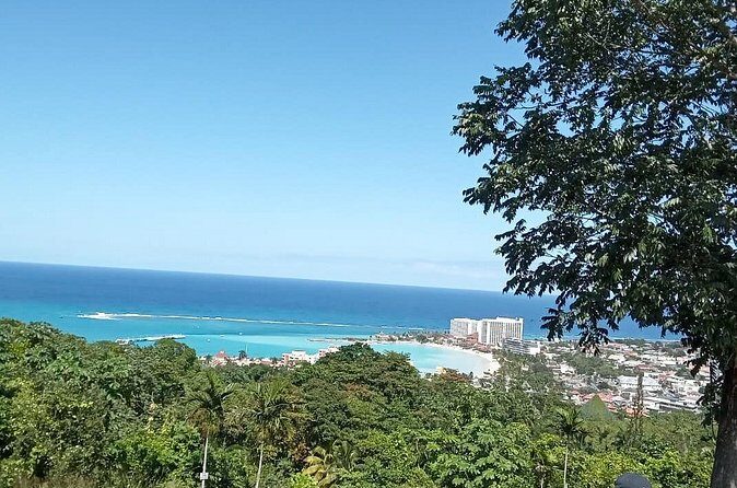 Shopping and Sightseeing from Riu Aquarelle/ Falmouth - FAQs