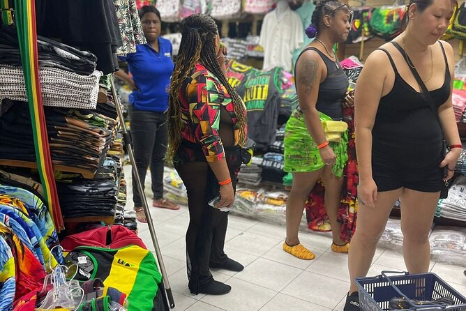Shopping in Montego Bay on the Hipstrip Activity - Local Artisan Crafts and Souvenirs