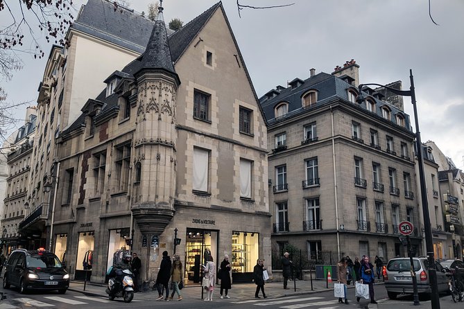 Shopping in Paris: Small-Group Fashion and Fragrance Insider Tour in the Marais - Shopping Experience