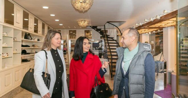 Shopping in Venice With a Personal Stylist - Unique Venetian Boutiques