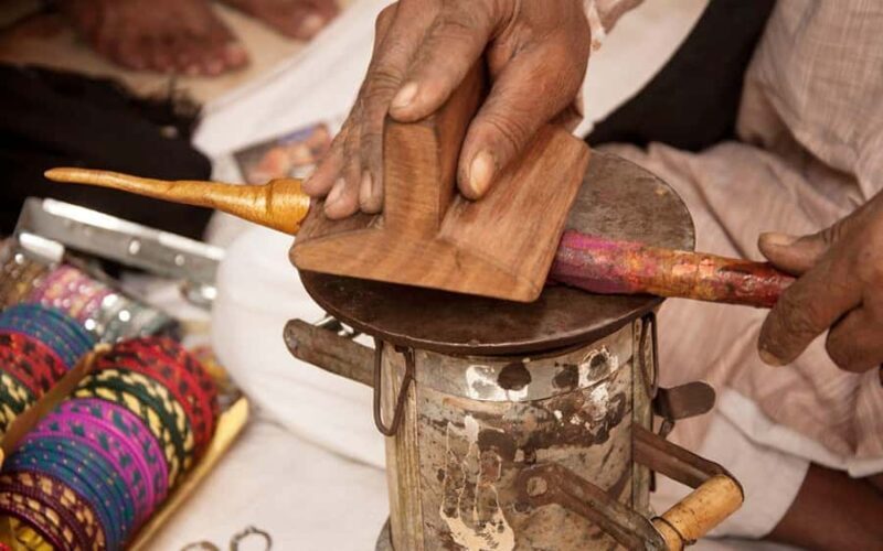 Shopping, Lac Bangles Making & Photostop at Hawa Mahal - Practical Tips for Travelers