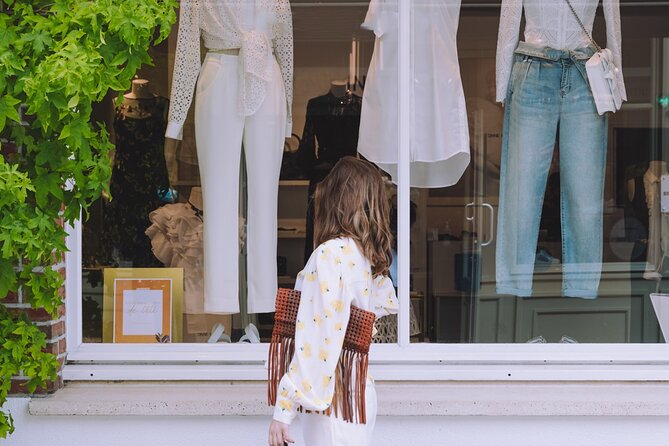 Shopping Outlet La Vallée Village Round-Trip Transport From Paris - Transportation and Logistics