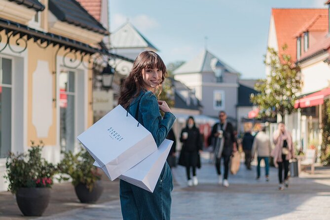 Shopping Outlet La Vallée Village Round-Trip Transport From Paris - Overview and Shopping Experience