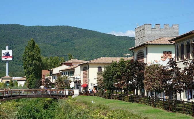 Shopping Time at Designer Barberino Outlet From Florence - Exclusive Discounts and Offers